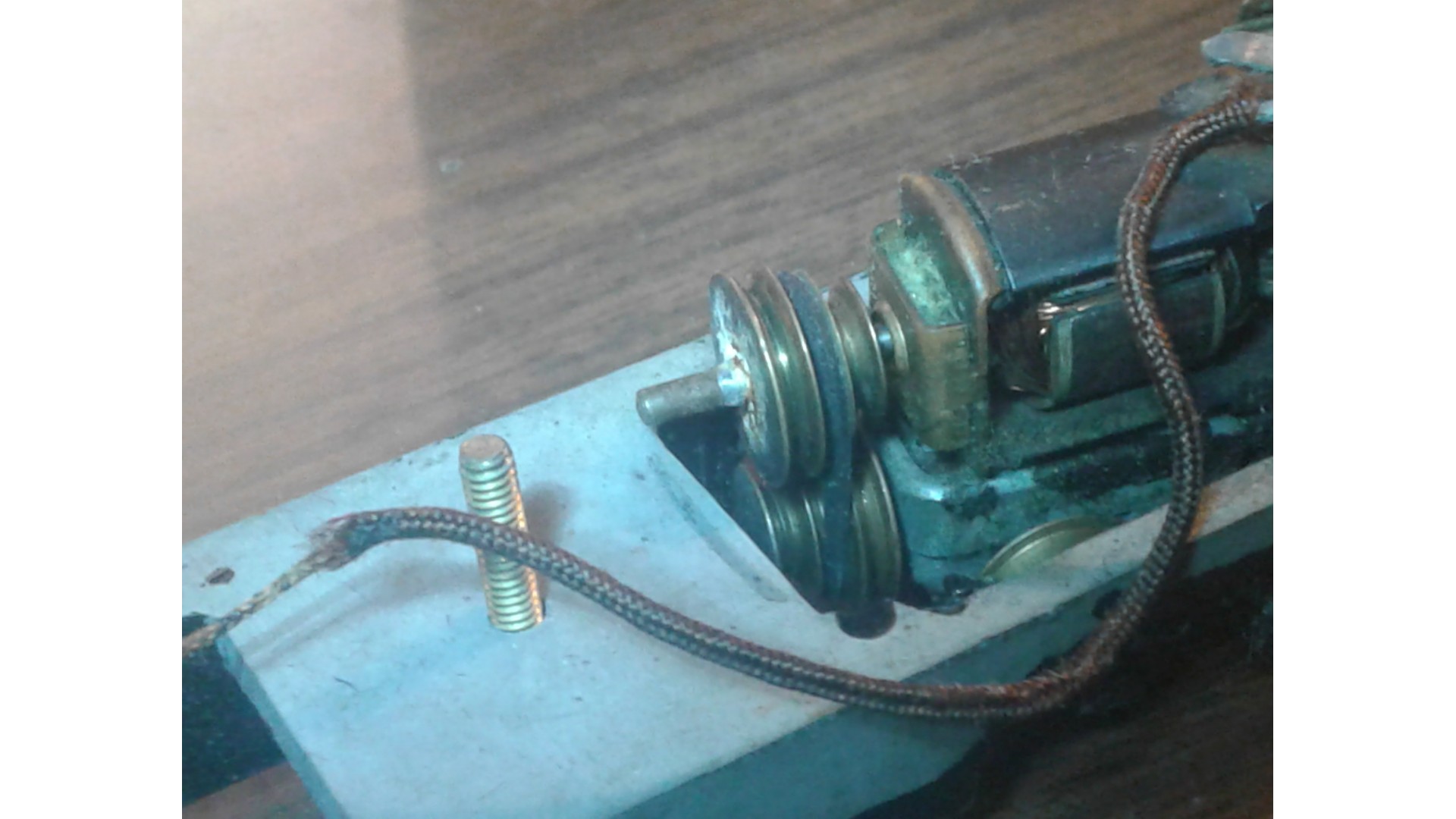 https://scalerailroader.com/image/cache/catalog/SRR_Mfgd/Varney%20F3%20Drive%20Belt-1920x1080.jpg